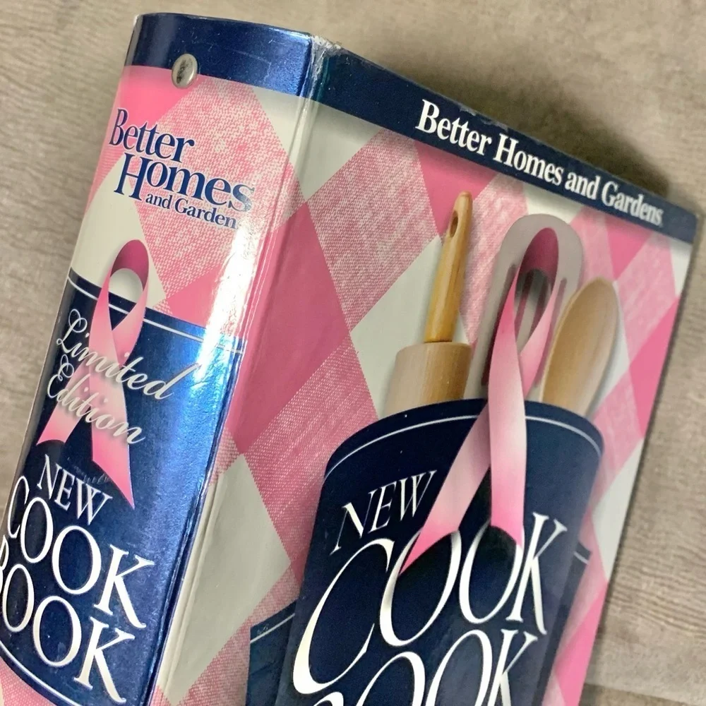 🎒BTS SALE📚 Better Homes and Gardens New Cook Book: Pink Plaid